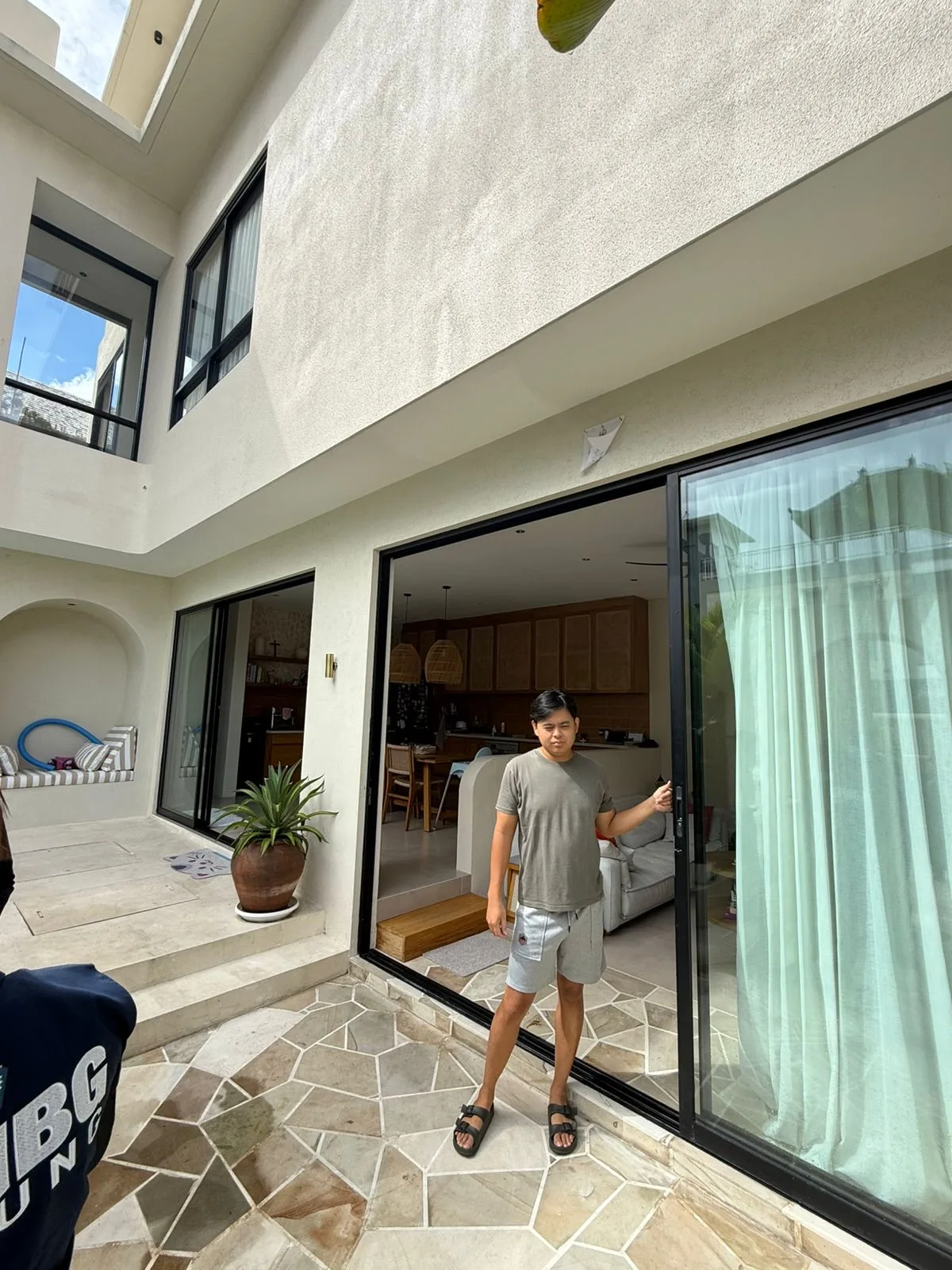 Converting a Villa into a Restaurant? PBG Perubahan is Mandatory